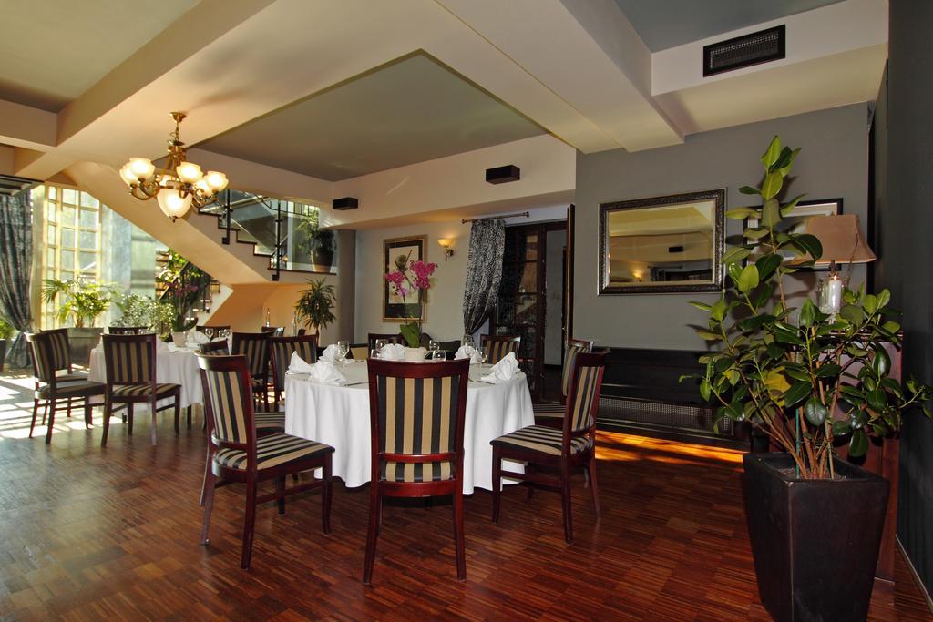 Maranello Villa 奥特沃茨克 外观 照片